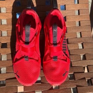 Puma Big Kid Size 4 Red Athletic Shoes No Laces